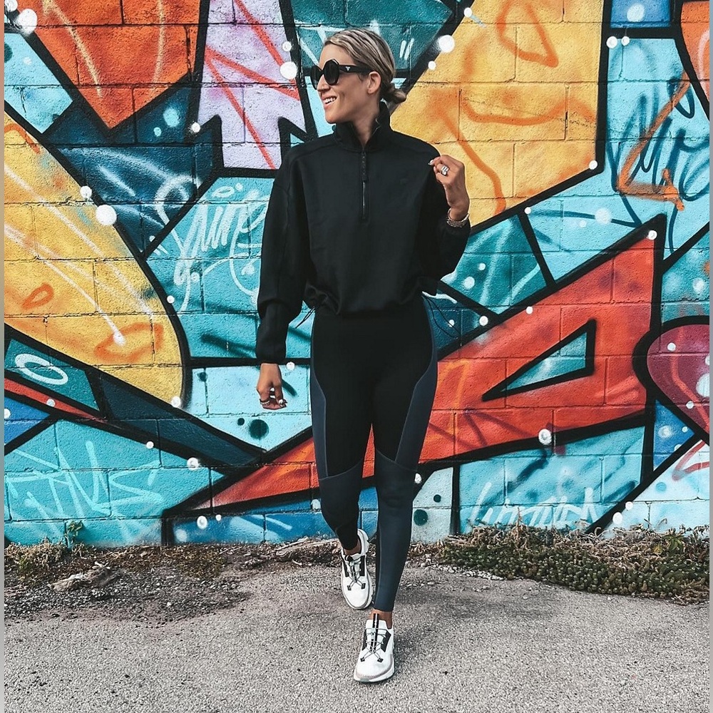 Fabletics Barrier Scuba Oversized Pullover in Black, size XS - Picture 8 of 13
